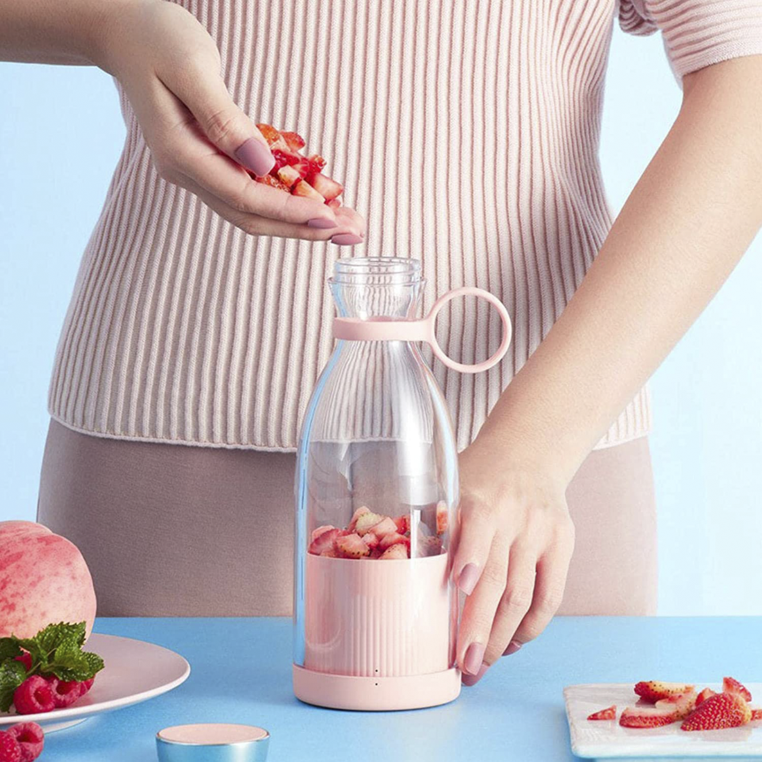 Frullatore bottiglia portatile, ottimo per smoothie o frullati di frutta  ricaricabile usb